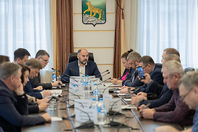 В администрации Владивостока состоялось заседание Общественного совета по вопросам жилищно-коммунального хозяйства 